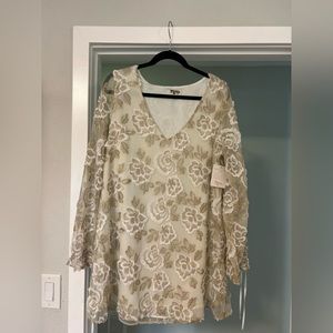 Show Me Your MuMu, floral white and gold lace embellished mini, size large.